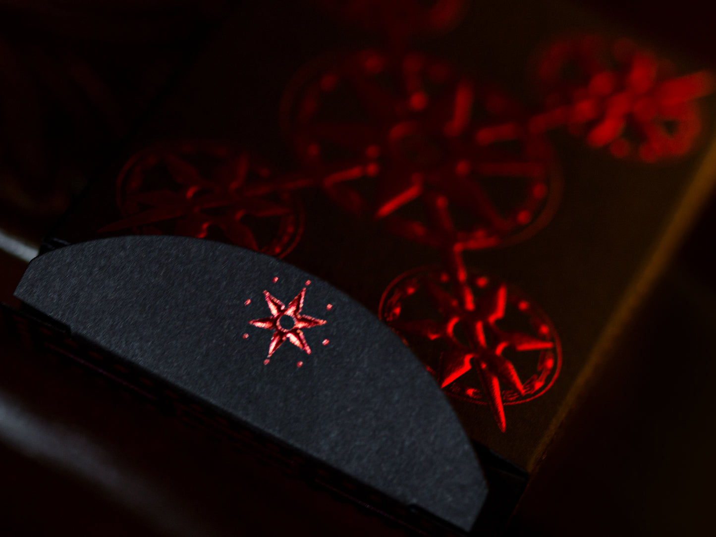 Blades Blood Moon with Foil Box